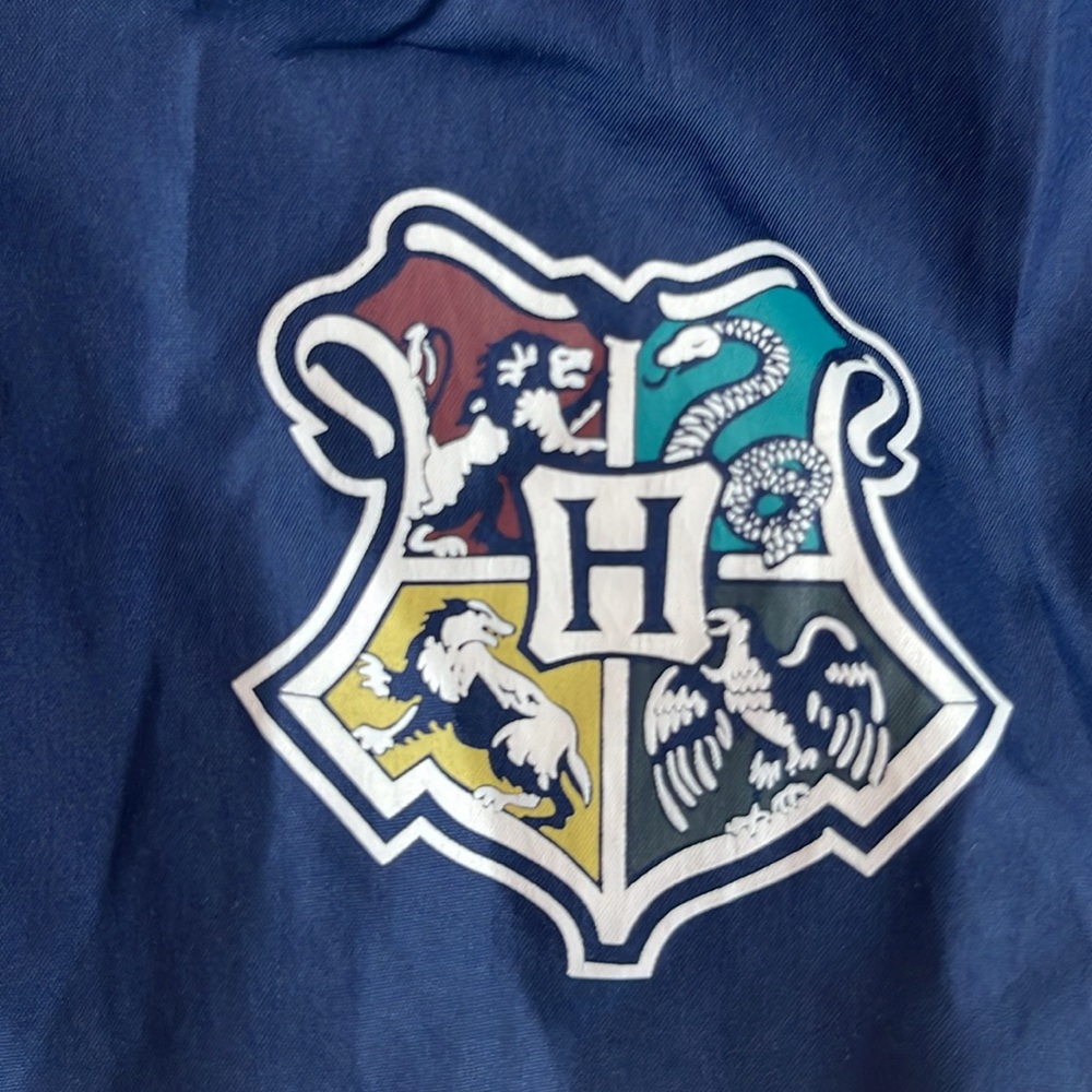 Harry Potter Hogwarts Jacket Hooded Windbreaker Size Medium Blue White‎